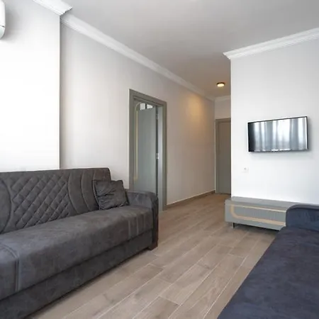 Gurses Life Aparthotel