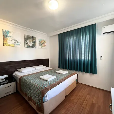 Gurses Life Aparthotel 4*