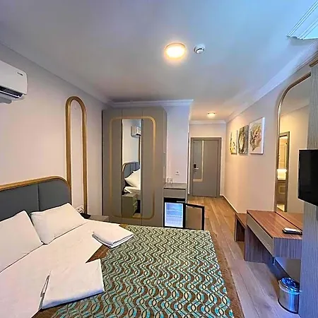 Aparthotel Gurses Life
